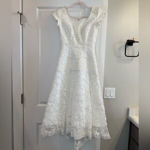 Chic White & Ivory Lace Wedding Dress (Homecoming or Prom)